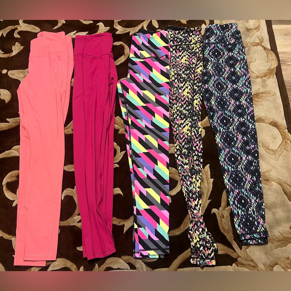 Victoria's Secret size small workout athletic yoga Colorful Leggings Set